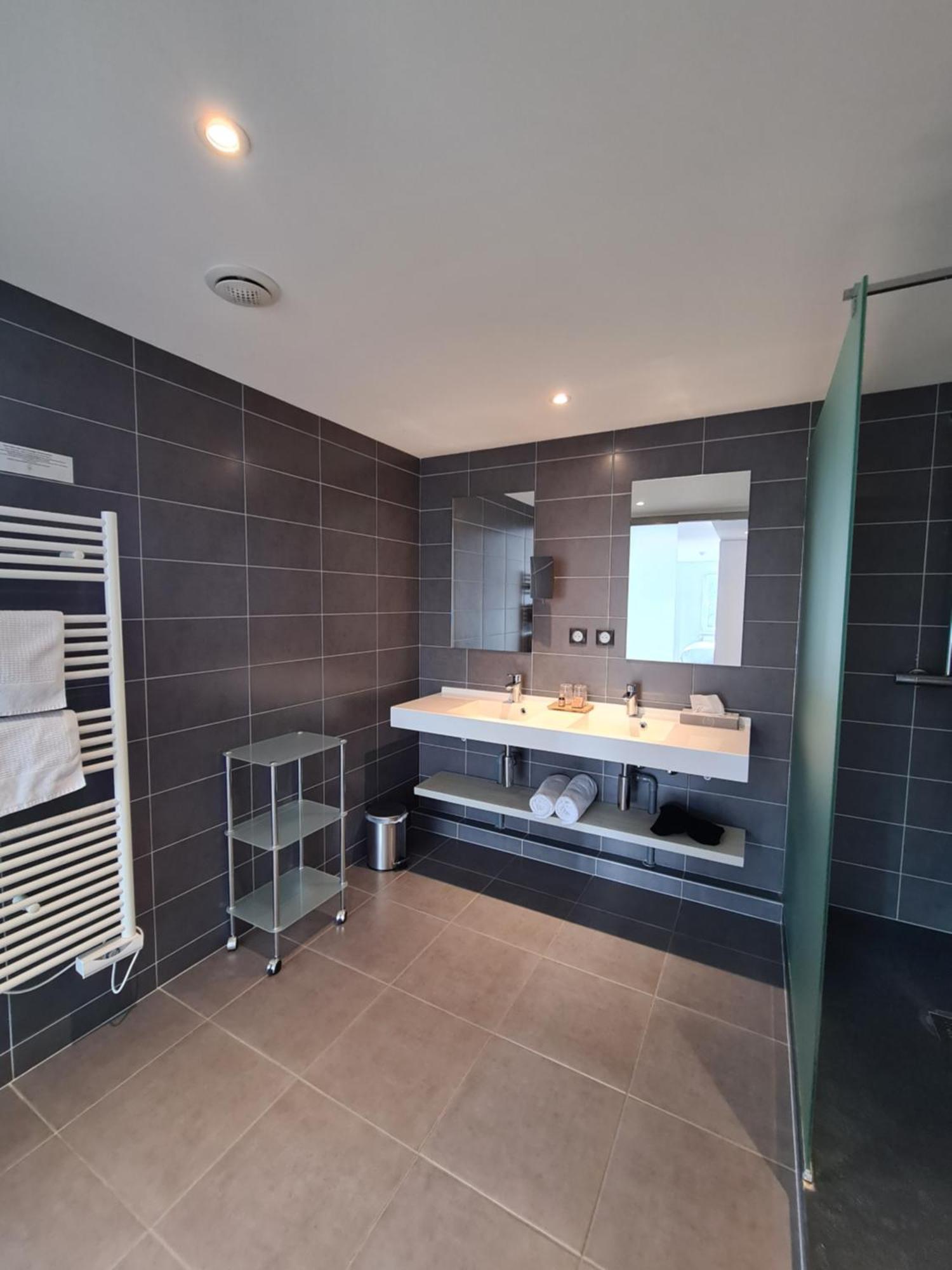 Maison Jenny Hotel Restaurant & Spa Hagenthal-le-Bas Oda fotoğraf